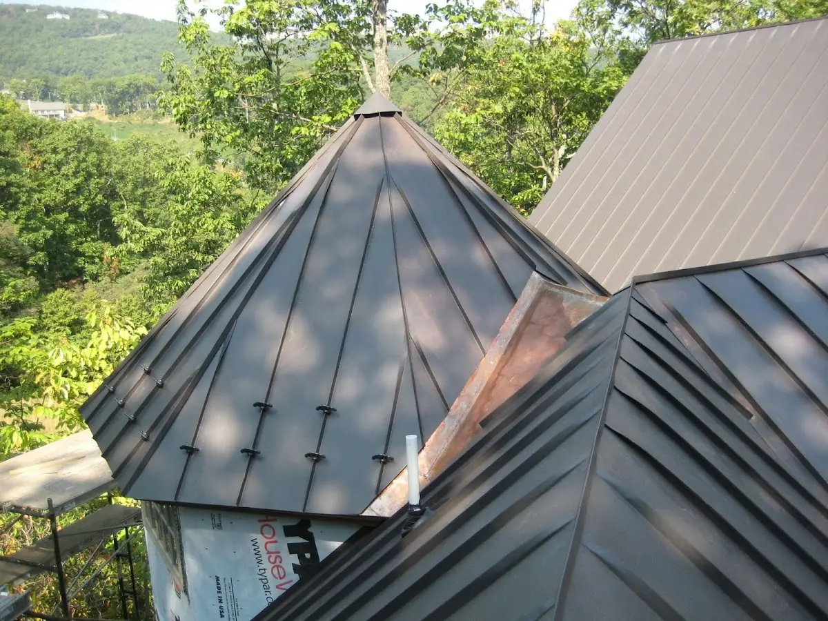 Professional Roof Tarp Installation by Craftsman Roofing in Homestead